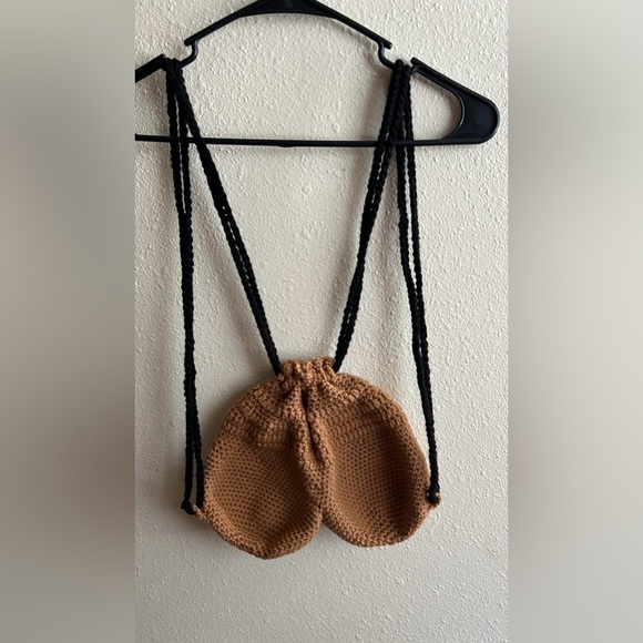 Crocheted BallSack Backpack Purse 🌟🏀🏈🏀🌟 - Picture 5 of 14